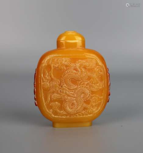 A Chinese Heding Hornbill Snuff Bottle, Qing Dynasty