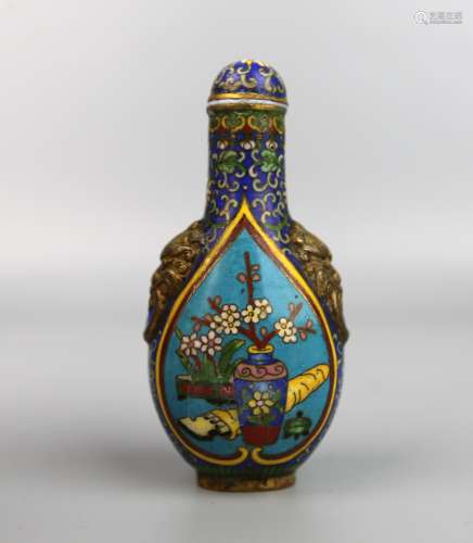 A Chinese Cloisonne Snuff Bottle with Lion Mask