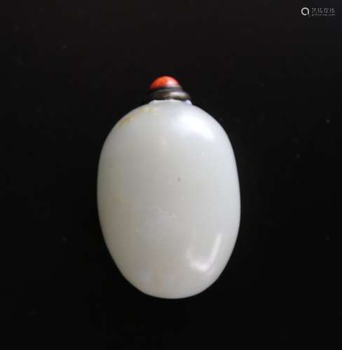 A Chinese White Jade Egg Shaped Snuff Bottle, Qing