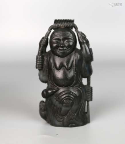 A Chinese Black Jade Snuff Bottle, Qing Dyansty