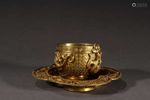 鎏金龙纹杯盏 A Chinese Gilding Bronze Dragon Pattern Cup