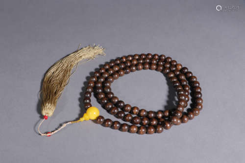 沉香佛珠一条 A Chinese Eaglewood Buddha Beads String