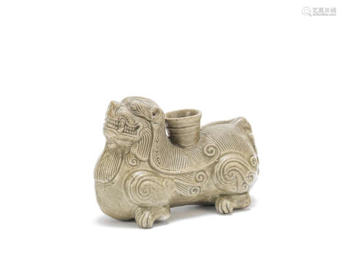 A Yueyao olive green glazed 'lion' vessel Western Jin Dynasty