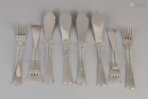 4 Set silver fish place settings