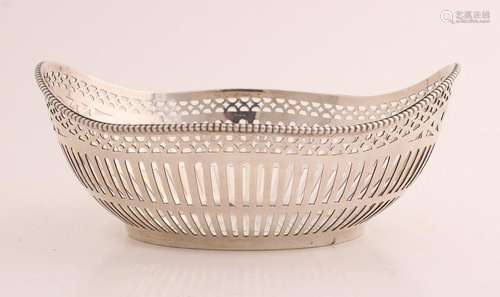 Silver bonbon basket