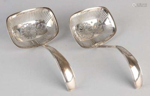 Set silver scoop spoons