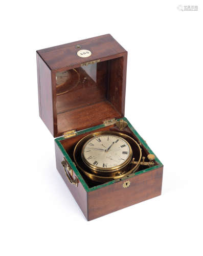 A good and interesting early 19th century eight day marine chronometer with padded guard box Morris Tobias, 31 Minories, London, No. 326. Circa 1820. 5