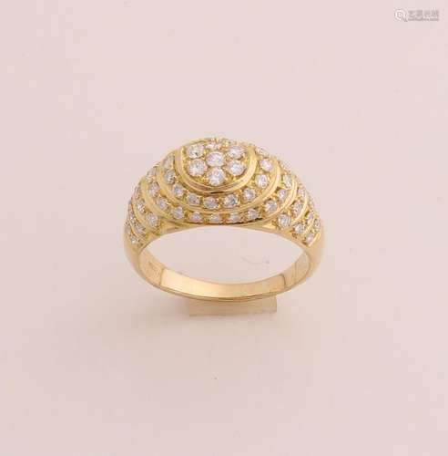 Gold ring with diamond