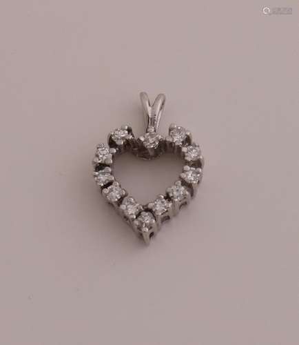 White gold heart with diamond