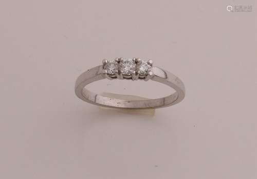 White gold ring with diamond