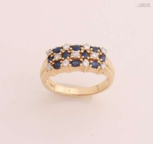 Gold ring with sapphire and diamond