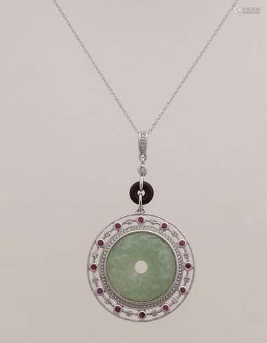 White gold pendant with jade