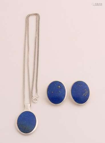 Silver jewelry with lapis lazuli