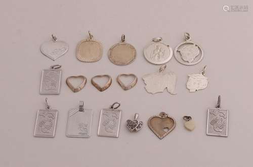 Lot of silver pendants