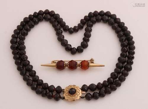 Garnet necklace and brooch