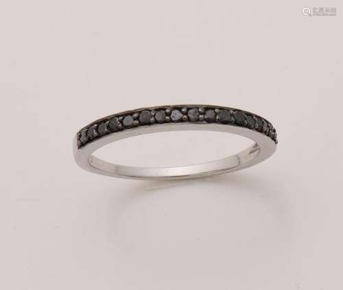 Silver row ring with diamond