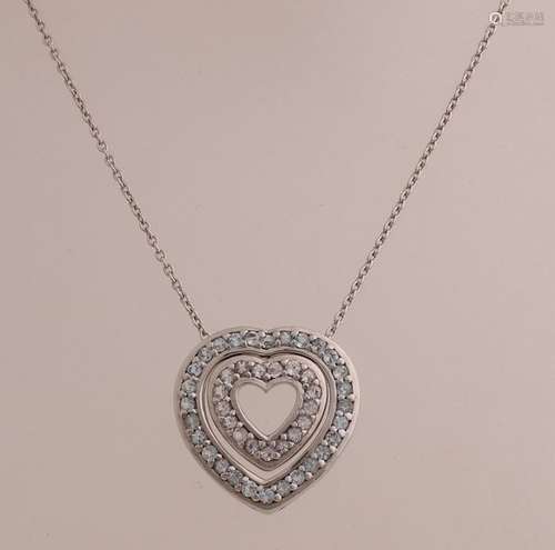 Silver necklace with heart pendant