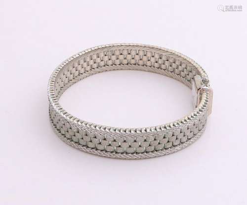 White gold bracelet