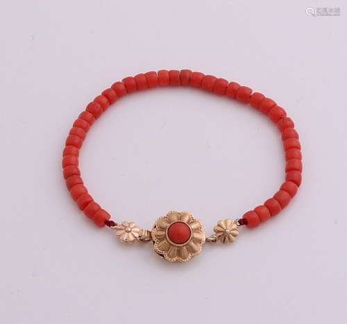 Red coral bracelet with gold clasp