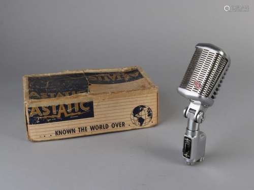 Astalic Vintage microphone