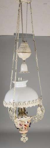Majolica kerosene lamp