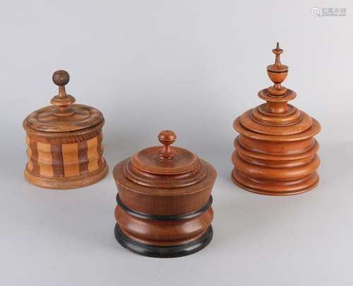 3x Tobacco jars