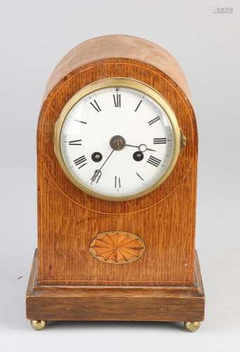 English table clock, 1900