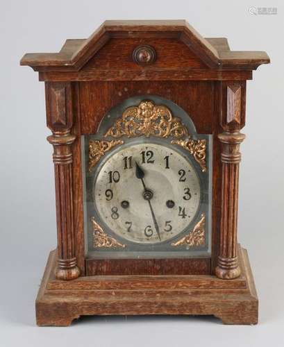 German table clock, 1920