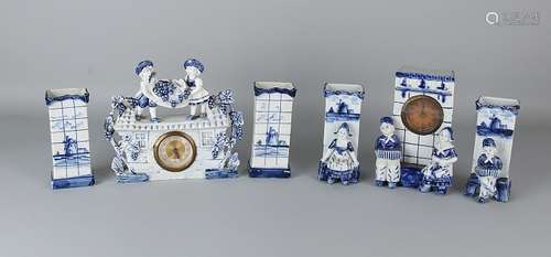 2x Delft clock set