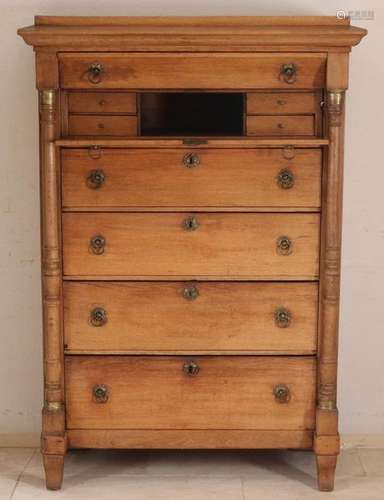 Oak chiffoniere