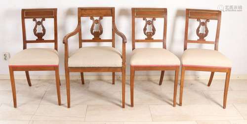 4x Elm chairs