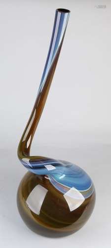 Glass vase