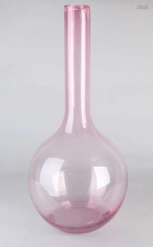 Glass vase