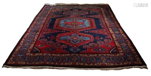 Persian rug, 260 x 342 cm.