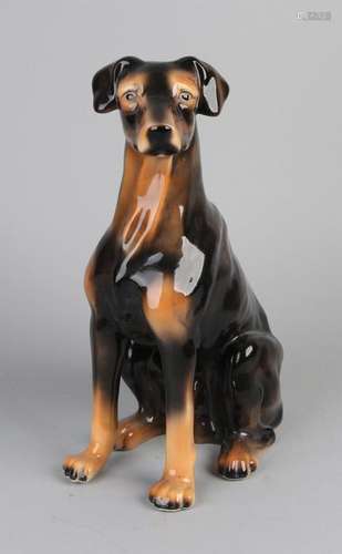 Porcelain hunting dog