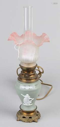 Porcelain lamp