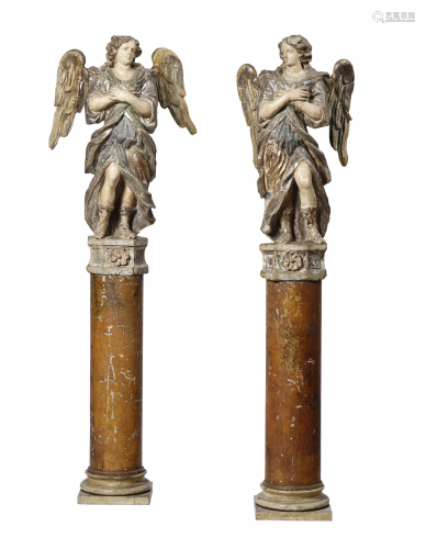 Coppia di angeli in legno policromo. Arte bar…