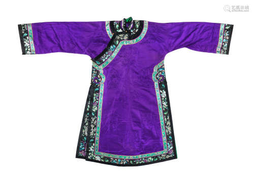 A woman's purple silk informal robe  Late Qing Dynasty
