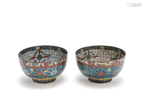 A pair of cloisonné-enamel bowls  Late Ming Dynasty