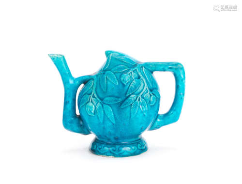 A turquoise-glazed 'Cadogan' teapot Qing Dynasty