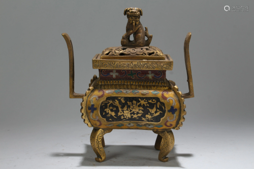 An Estate Chinese Duo-handled Fortune Clois…