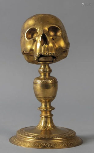 Memento mori, scultura in bronzo dorato …