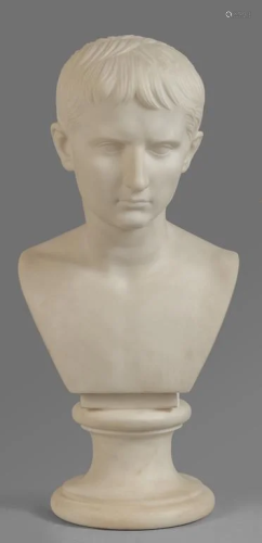 Giulio Cesare, busto in marmo statuario