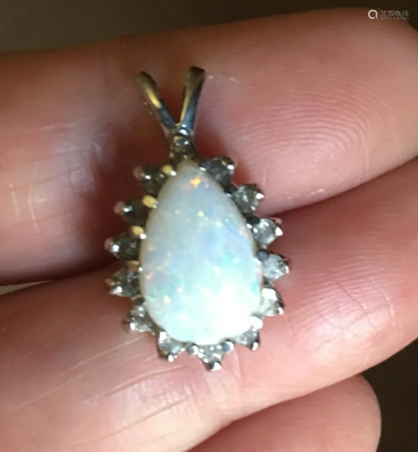 18K White Gold Opal Pendant w/ diamon…