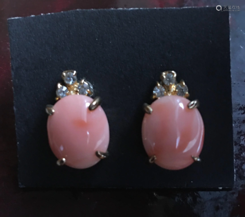 A Pair of Coral Earrings, L, 3/4â€