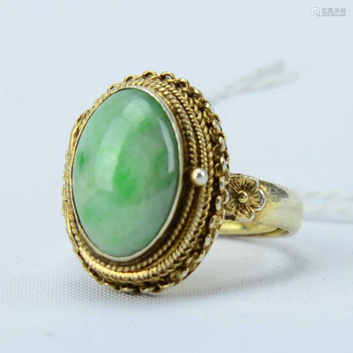 A Jadeite Old Style Ring from Qing (Gild Silver)