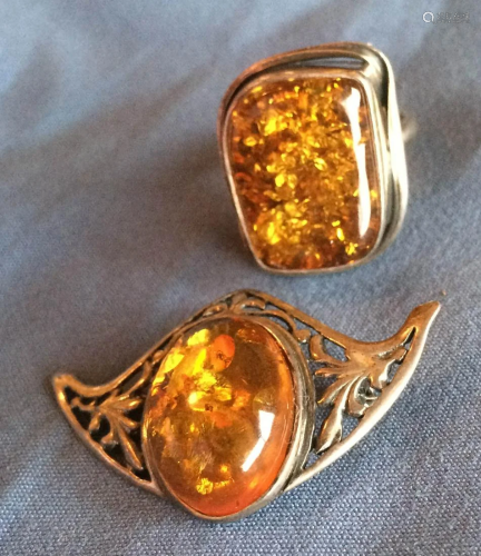 A Natural Amber Ring & Brooch in Silver Fra…