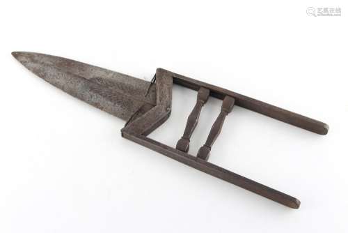 Property of a deceased estate - an Indian decorated steel scissor action katar or suwayyah, 18th /