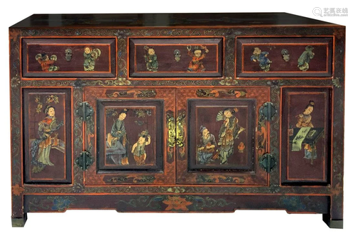 Piece of chinese furniture in lacquered wo…