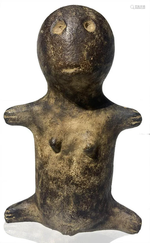 Sculpture in Kimbu terracotta doll. Tanzania, …